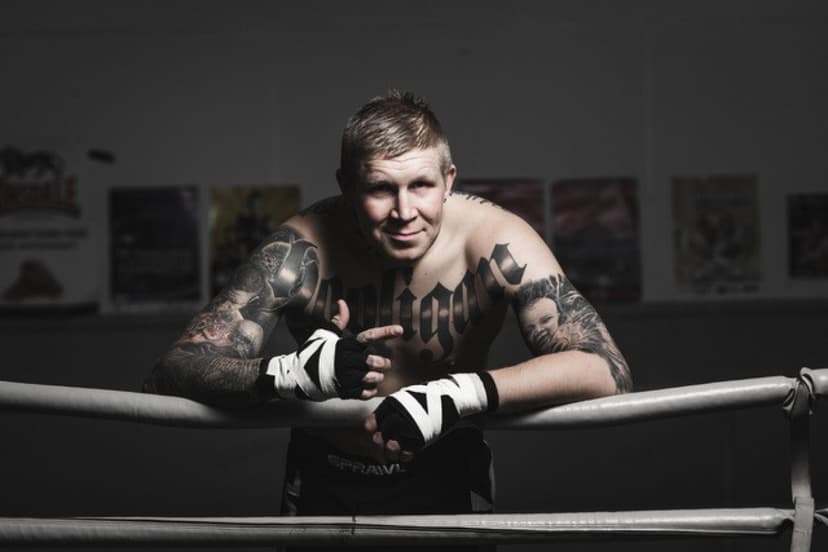 Potkunyrkkeilyn yksityistunti 1-20:lle Maailmanmestarin opastuksella | Vaasa