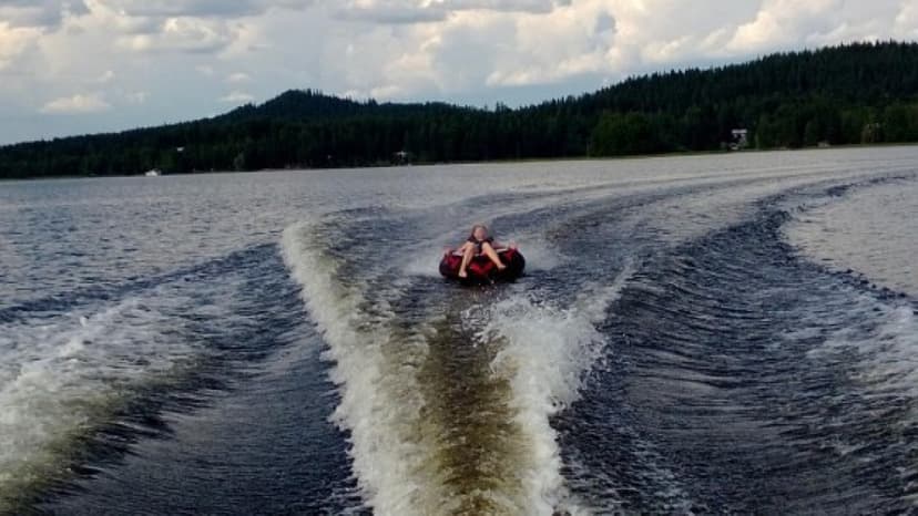 Renkaanveto, vesihiihto ja wakelauta 1-5:lle | Jämsä