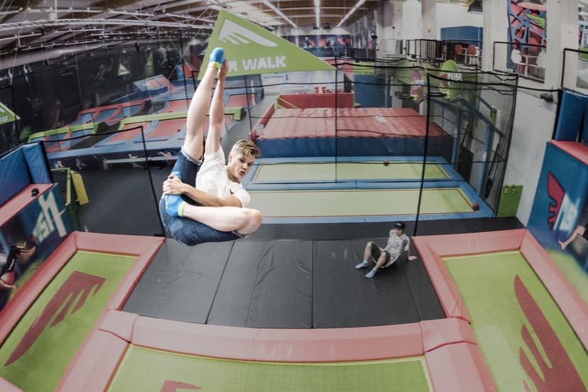 Rush Finland trampoliinipuisto kahdelle | Helsinki