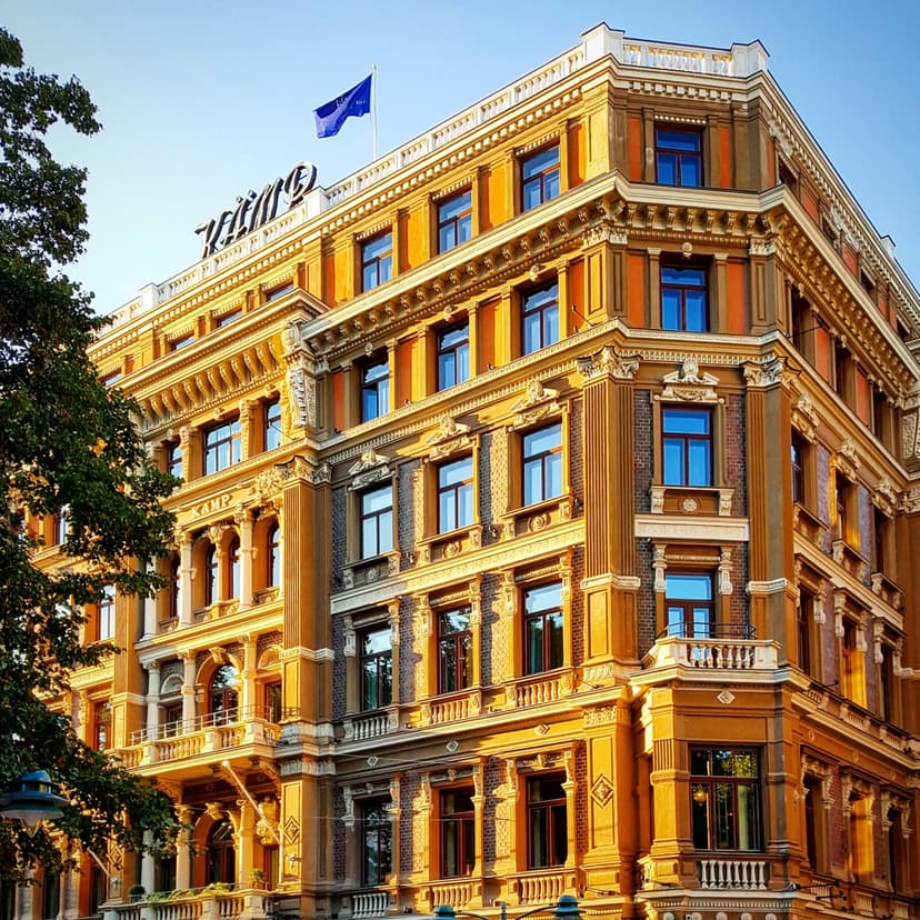 Vapaavalintainen opastettu kävelykierros | Helsinki