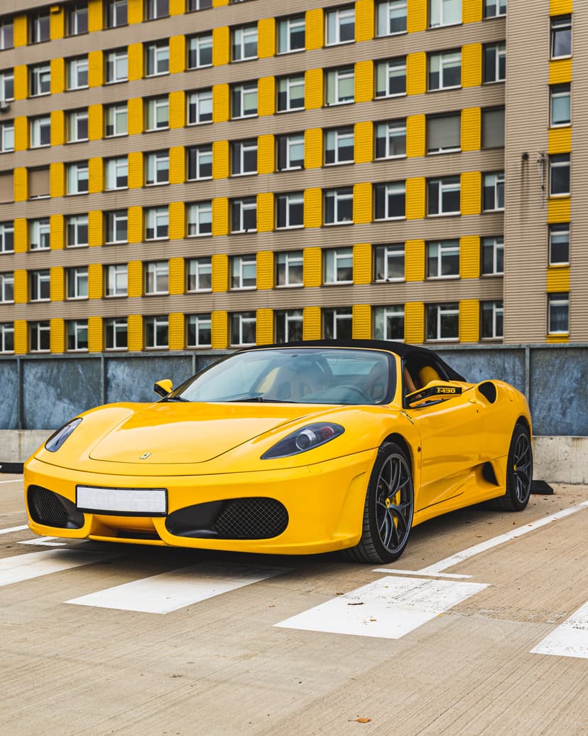 Ferrari VIP-ajoelämys Kiikalan lentokentällä | Kiikala