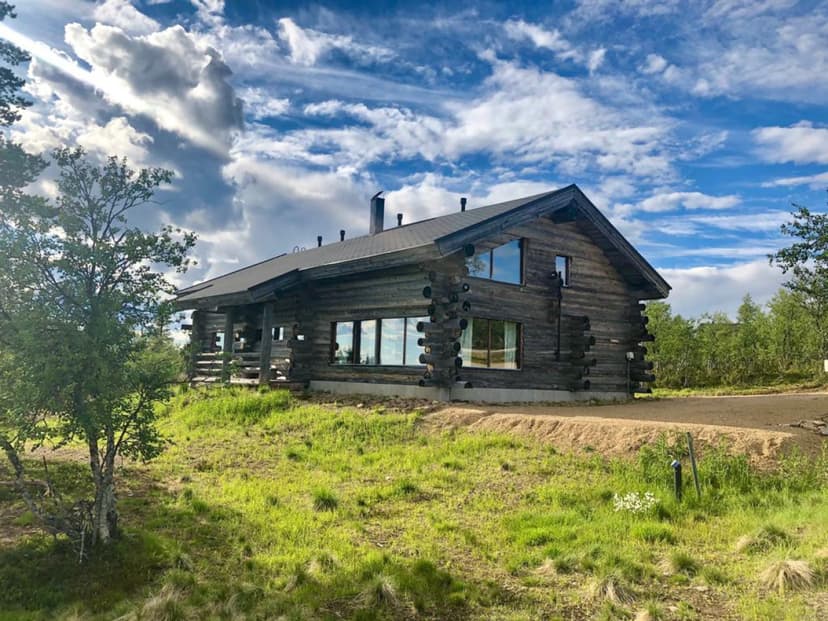 Kultakuume Kimpale – kullankaivuumatka kahdeksalle | Inari