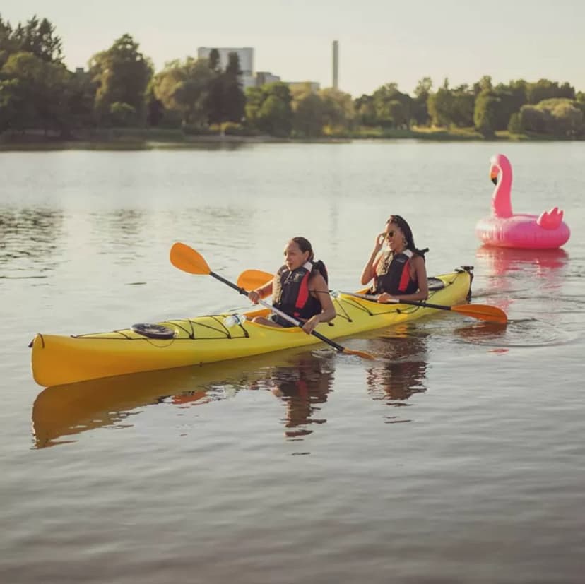 Tunti kajakkimelontaa Töölönlahdella kahdelle | Helsinki