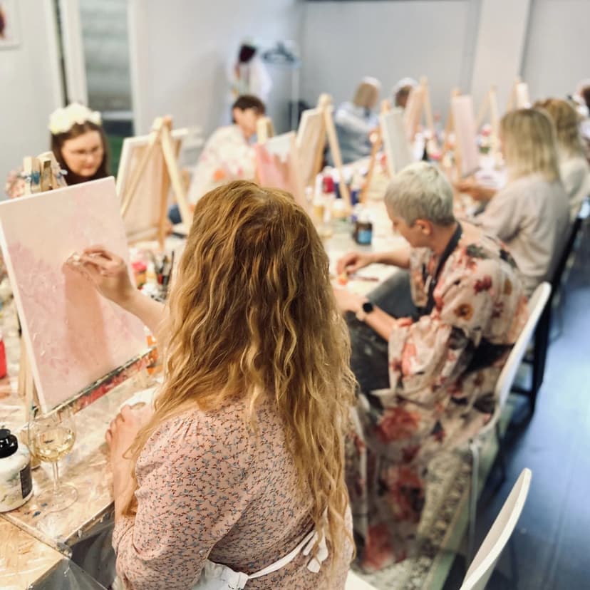 Paints and Wine -workshop | Helsinki