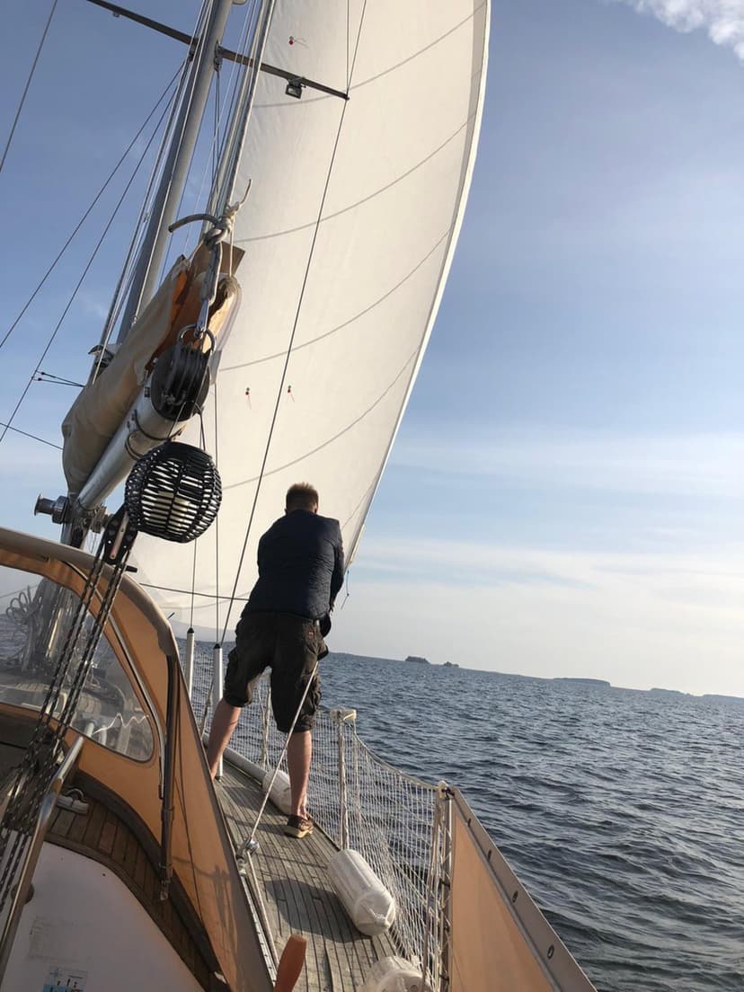 Purjehduskurssi kahdelle | Helsinki