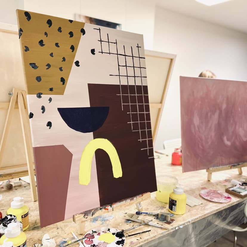 XL Paints and Wine | Helsinki