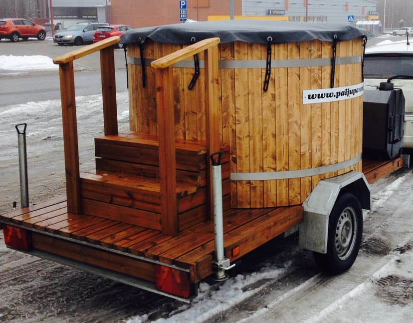 Siirrettävä kylpytynnyri 1-8:lle arkipäivänä | Useampi paikkakunta