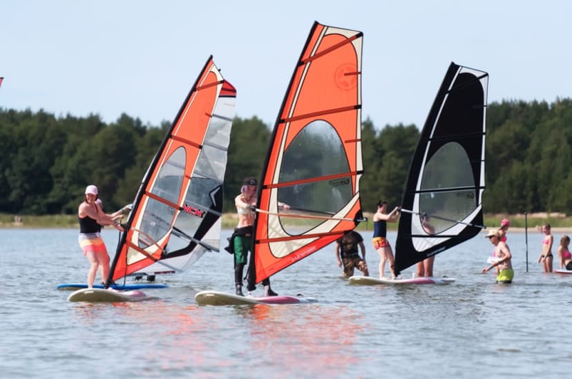 Purjelautailun alkeiskurssi yhdelle | Pori